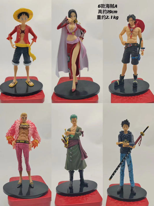 One piece Set of 6 large Action Figures